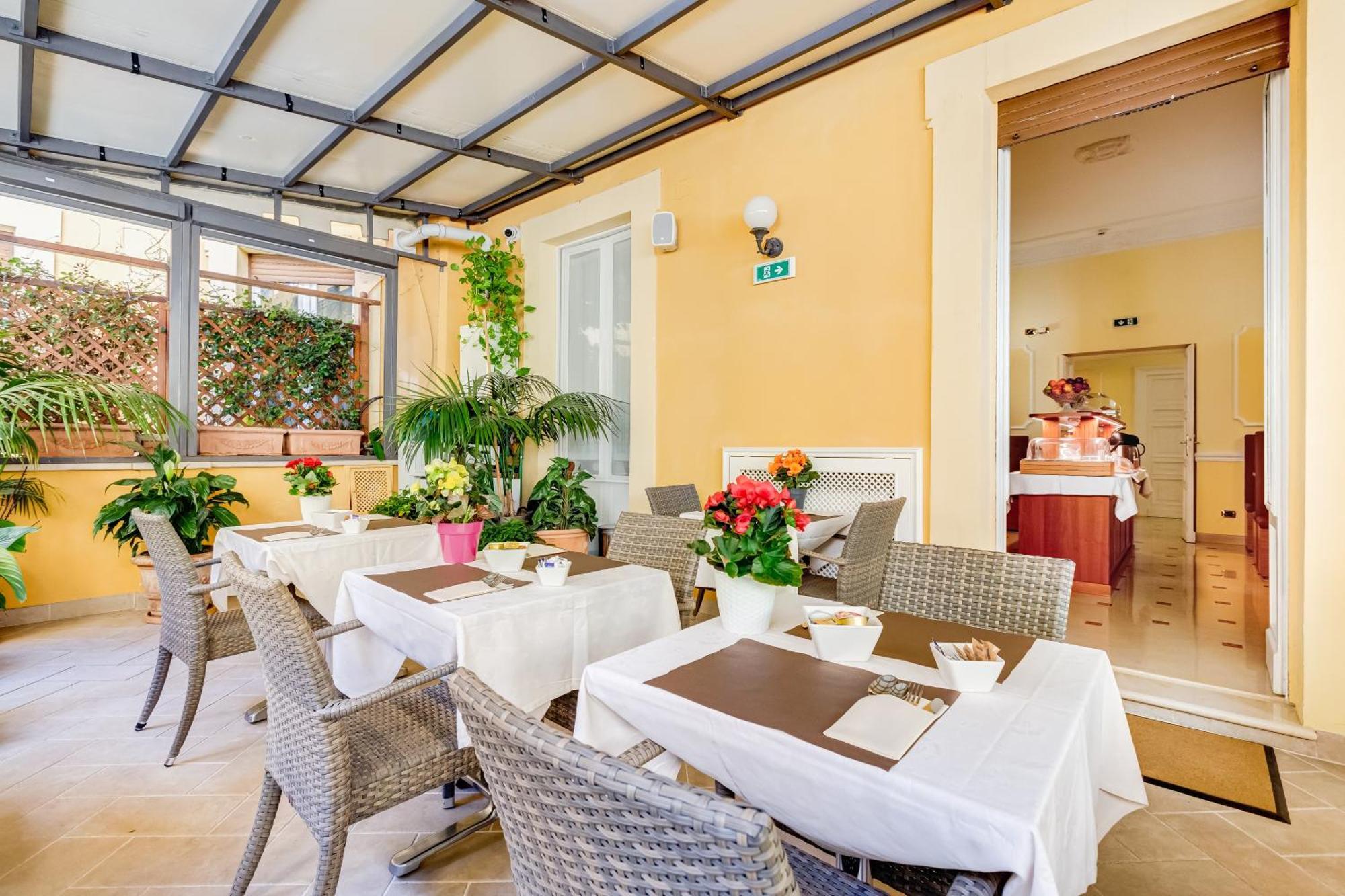 Hotel Cellini Рим Екстер'єр фото