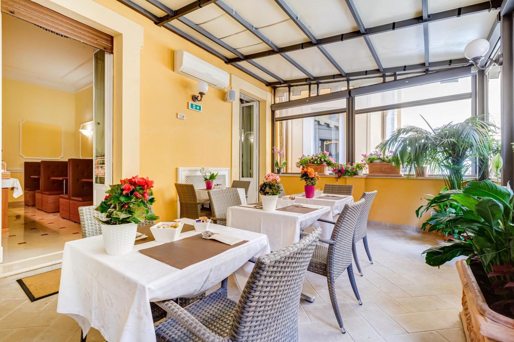 Hotel Cellini Рим Екстер'єр фото